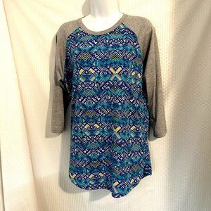 LuLaRoe 3/4 Sleeve Baseball Raglan Sleeve T-Shirt